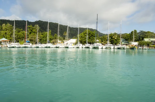 Katamaran La Digue Harbor