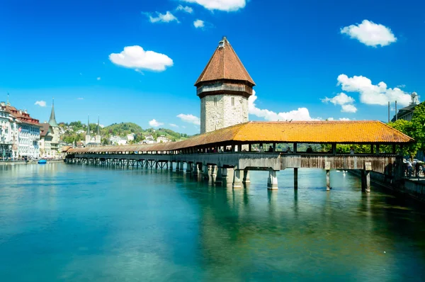 Şapel Köprüsü Kapellbrucke