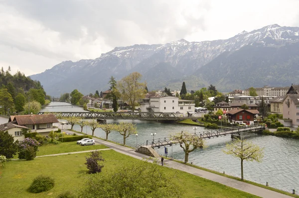 Aare river and Alps in Interlaken — Stock Photo, Image
