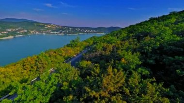 Lake Abrau Durso, Rusya Federasyonu, Ağustos 2015 (Hava Drone uçuş)
