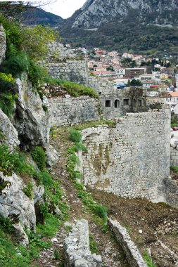 Kotor şehir eski sur