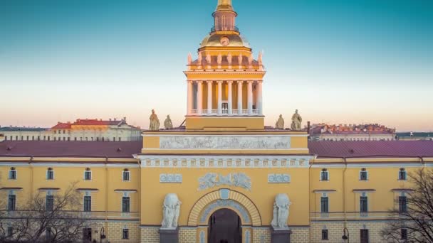 Saint-petersburg, russland winter, luft, admiralität, geschossen in roh — Stockvideo