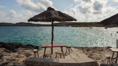 Menorca adasında Beach Binibequer