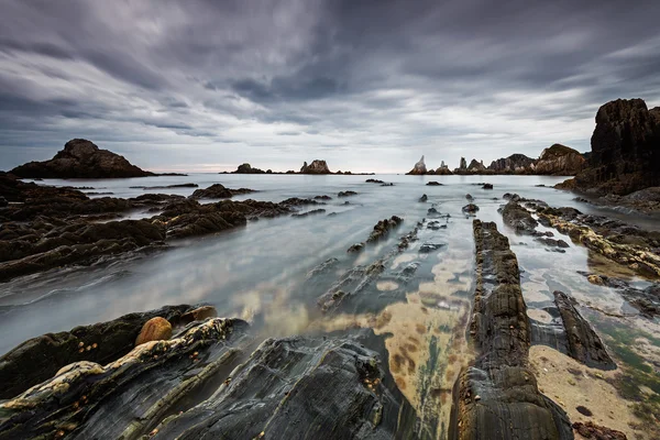 Playa de Gueirua en España — Foto de Stock