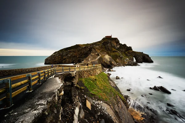 Kirche san juan de gaztelugatxe, spanien — Stockfoto