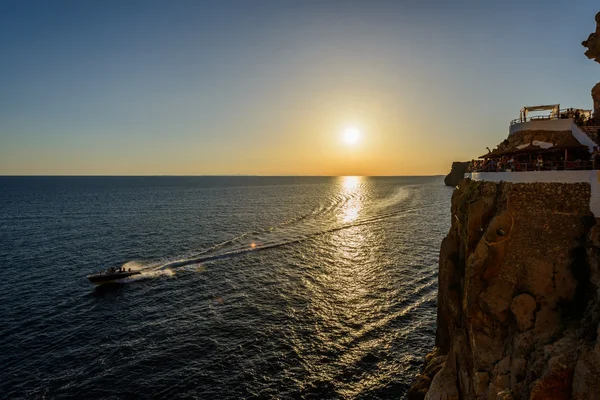 Barlang d'en Xoroi a sziget Menorca, Spanyolország — Stock Fotó