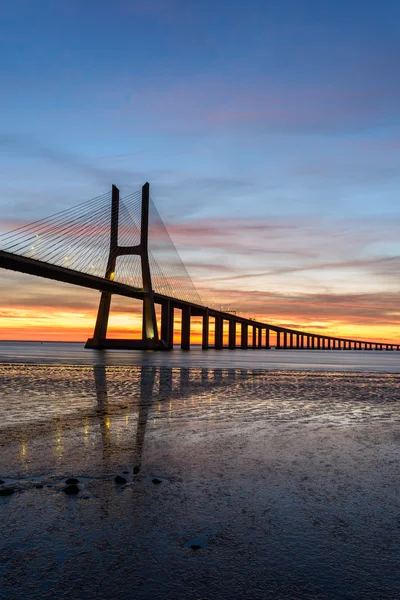 Vasco de gama brücke, lisbon — Stockfoto