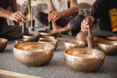Avatar Yoga Festivali'nde Tibet şarkı kaseleri ile Ses meditasyon