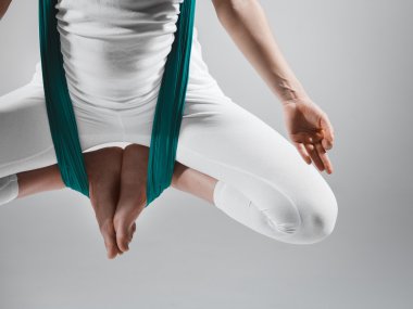 Anti yerçekimi Yoga - stok görüntü