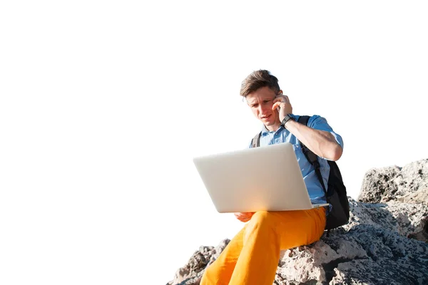 Freelance working by the seaside - stock image — Stock Photo, Image