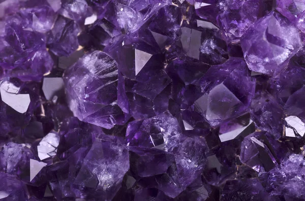 Ametista mineral close-up — Fotografia de Stock