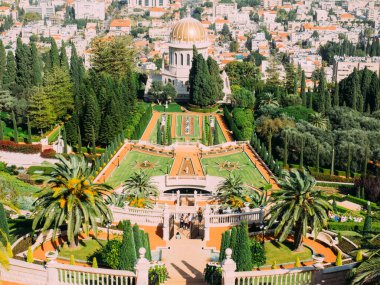 Bahai Dünya Merkezi, Baha İnancı 'nın ruhani ve idari merkezine verilen isimdir. Dünya Merkezi, Acre yakınlarındaki Bahaullah Tapınağı 'ndan oluşuyor.