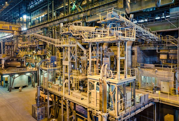 Steel production at the metallurgical plant — Stock Photo, Image