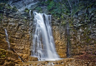 Şelale Karpat dağ, Ukrayna
