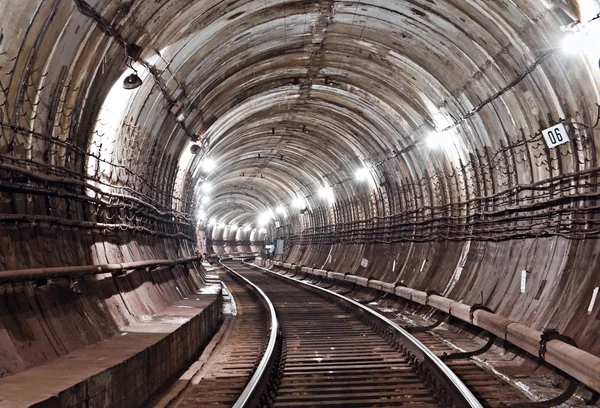 Тоннель метро. Киев, Украина. Киев, Украина — стоковое фото