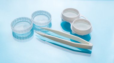 Kontakt lensler ayarla