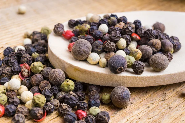 Kaşığı kara biber