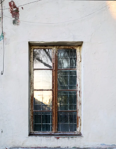 Vecchie finestre danneggiate, finestre grunge, texture — Foto Stock