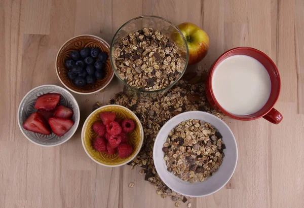 Petit Déjeuner Sain Avec Muesli Fruits Sur Table Vue Sur — Photo