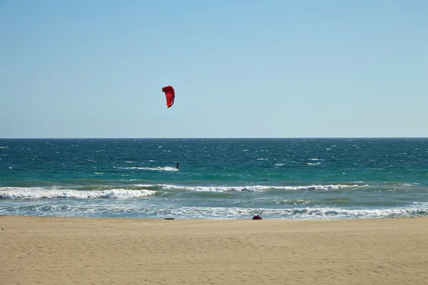 Kite surfer California coastal shores — Stock Photo, Image