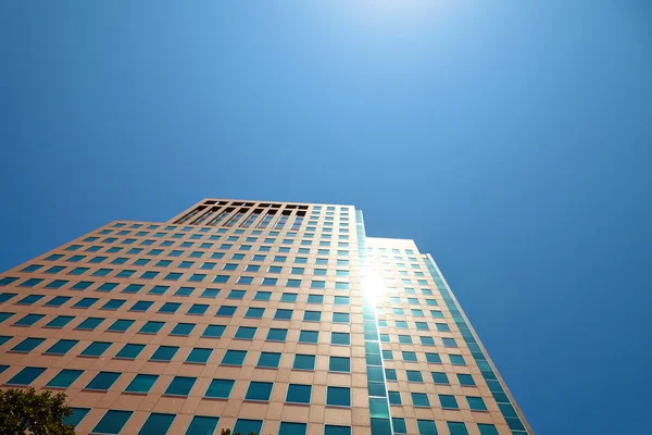 Office building on sky background. — Stock Photo, Image