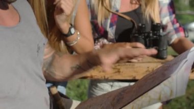 Kontrol arkadaşlar açık havada göster