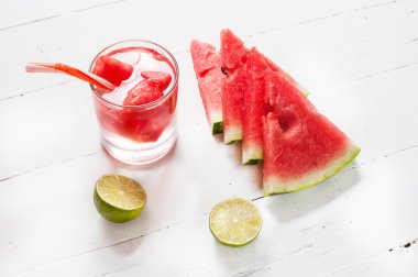 Karpuz suyu kireç tahtaya narenciye ile