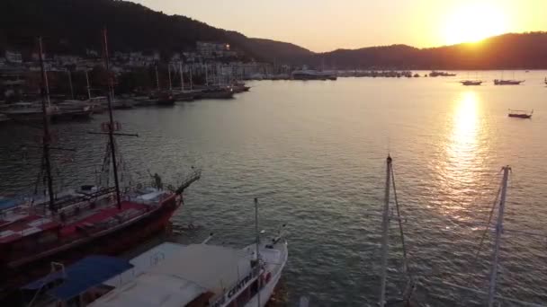 Vista Aérea Bahía Fethiye Turquía Puesta Sol — Vídeos de Stock