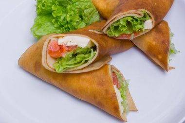 Krep (rulo) somon ile