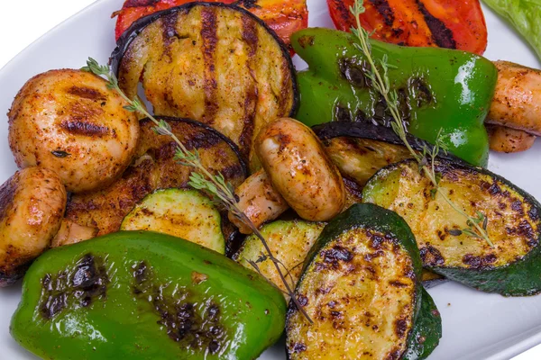 Deliciosos legumes grelhados, close-up — Fotografia de Stock