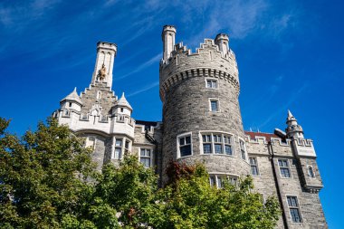 Toronto 'daki Casa Loma manzarası. Toronto, Kanada - 15 Eylül 2025.