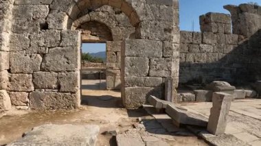 Kaunos Türkiye 'de Kalıntılar