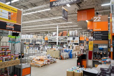 Home Depot nalbur reyonunun iç manzarası. Milton, Kanada - 29 Kasım 2025.