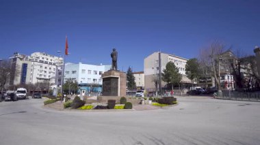 Cankiri şehir merkezinde Mustafa Kemal Atatürk heykeli.