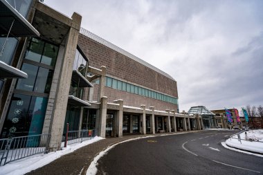Kış boyunca Ottawa 'daki Kanada Ulusal Galerisi' nin manzarası. Ottawa, Kanada - 16 Aralık 2025.