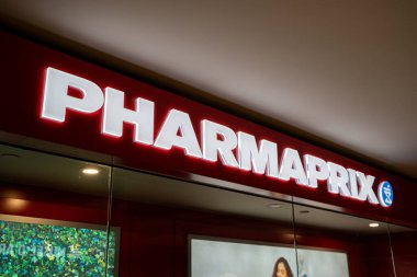 Pharmaprix eczane tabelasına yakın. Montreal, Kanada - 18 Aralık 2025.