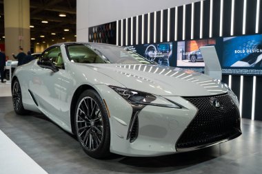 Kanada Uluslararası Otomobil Fuarı 'nda Lexus LC Üstü açılabilir İlham Versiyonu. Toronto, Kanada - 18 Şubat 2026.