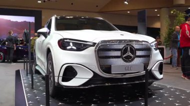 Mercedes-Benz GLC 400 'ün Auto Show' daki görüntüsü. Toronto, Kanada - 19 Şubat 2026.