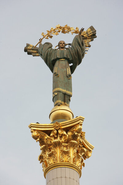 Памятник независимости в Киеве
