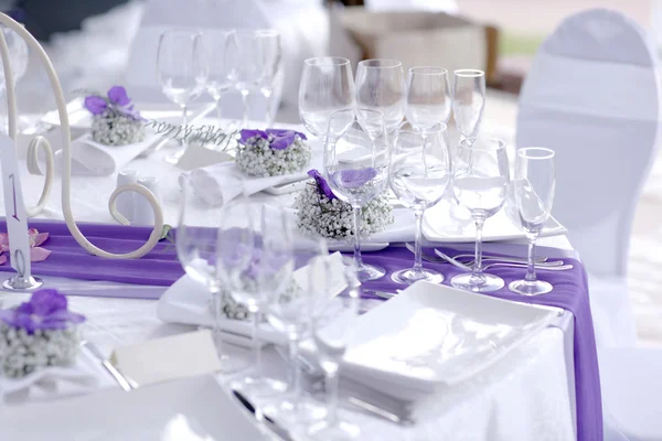 Festival şekilde hizmet tablo