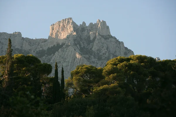En yüksek tepe Kırım Ai-petri