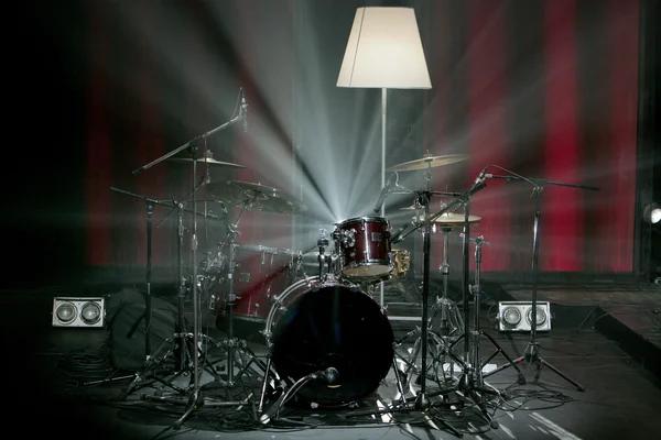 Müzik aletleri seti