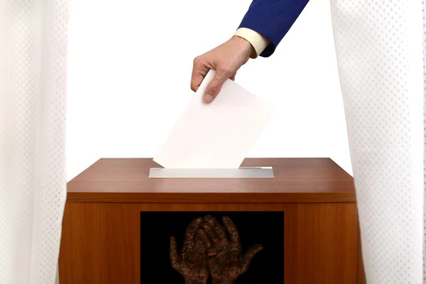 sahte yoklama istasyonunda oylama