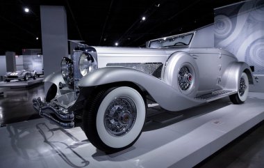 Gümüş 1936 Duesenberg Model Sjn Cabrio Coupe