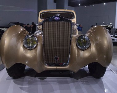 Altın 1937 Delage D8-120 Coupe Aerosport