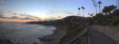 Günbatımı okyanus dalgıçlar Cove Laguna Beach