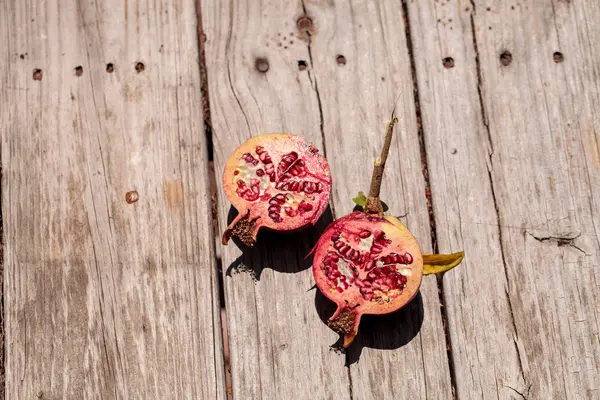 Fresh red pomegranate fruit — Stock Photo, Image