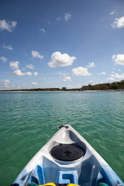 Kajak Křišťálově Čisté Mořské Vodě Delnor Wiggins State Park Neapol — Stock fotografie