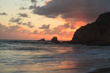 Hilal Körfezi üzerinden günbatımı