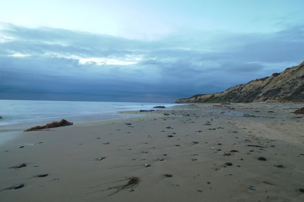 Nuages de pluie approchent Crystal Cove Beach — Photo